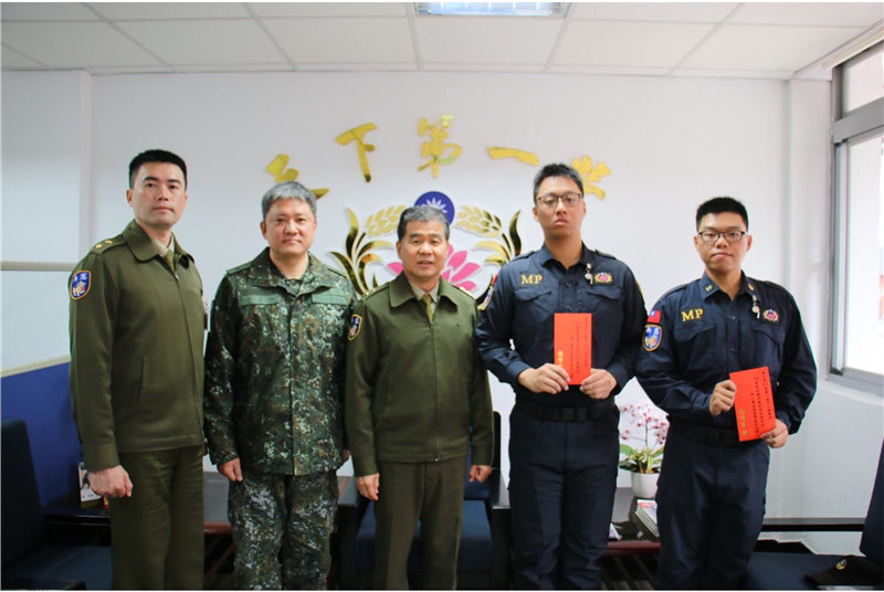 2.指揮官要求強化訓練 恪守軍紀