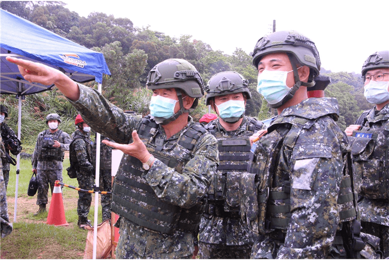 1.指揮官視導實彈射擊 肯定戰訓成果