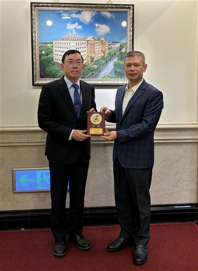 2-指揮官拜會檢察總長 深化交流合作.jpg