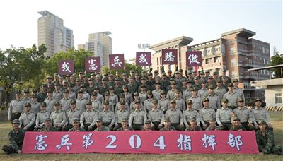 2-指揮官視導南部駐軍 囑強化內部管理.jpg