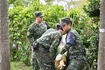 3-指揮官慰勉北部地區災後復原部隊