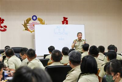 2-指揮官主持營安維護研討會 強化執法效能